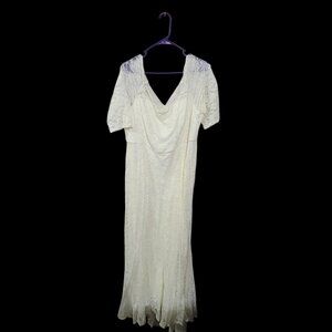 Torrid Ever After Off The Shoulder Fit and Flare Wedding Dress Womens 22 Ivory